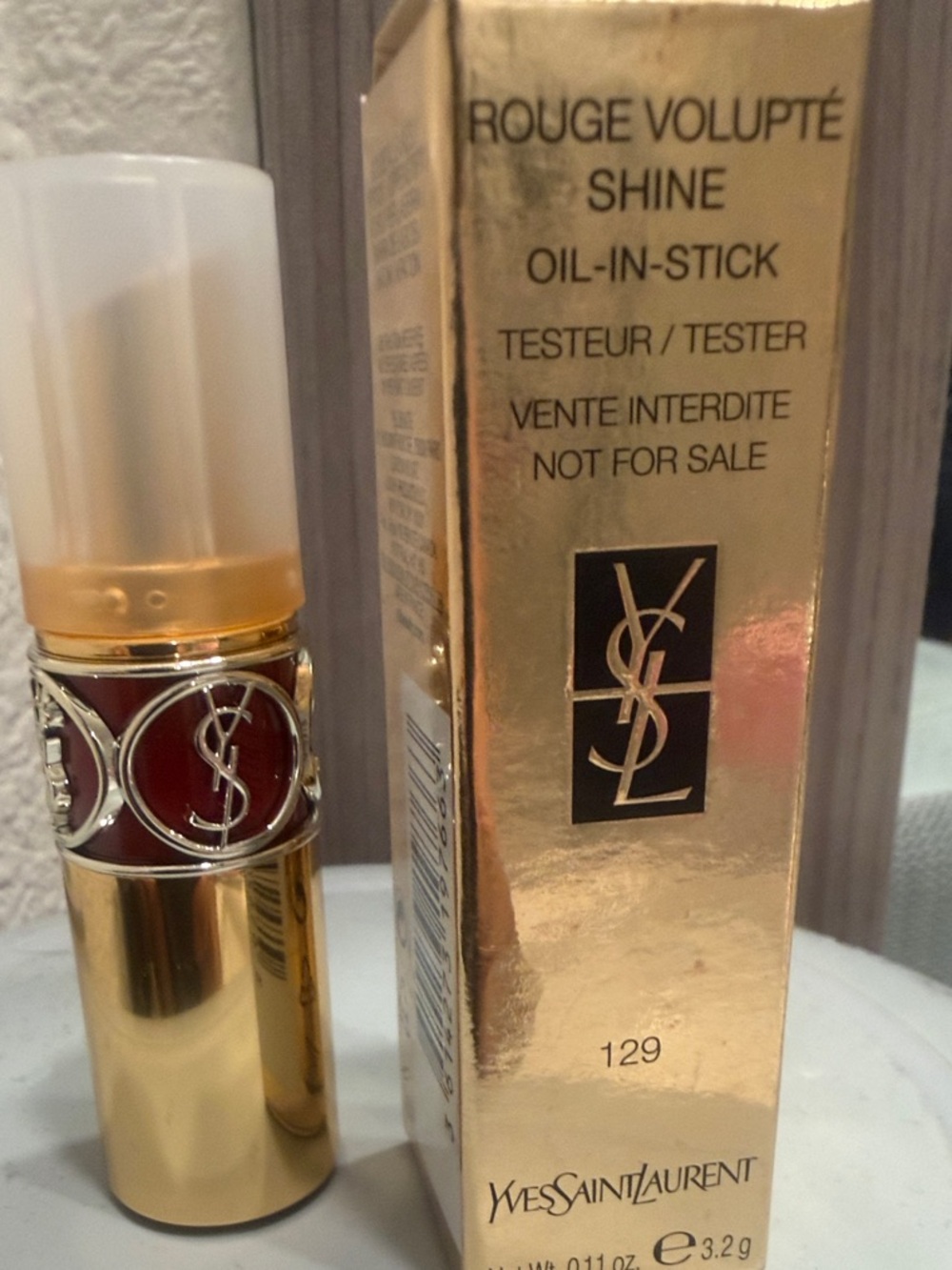 Yves Saint Laurent Gold Rouge Volupté Shine Carmine Retro 129
